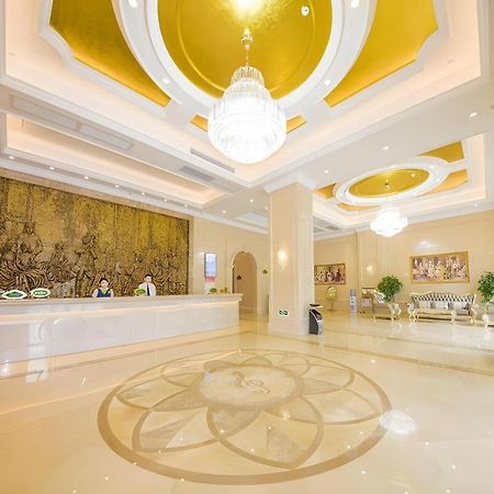 Vienna Classic Hotel Qingyuan Taihe Ancient Cave Scenic Area Exteriör bild