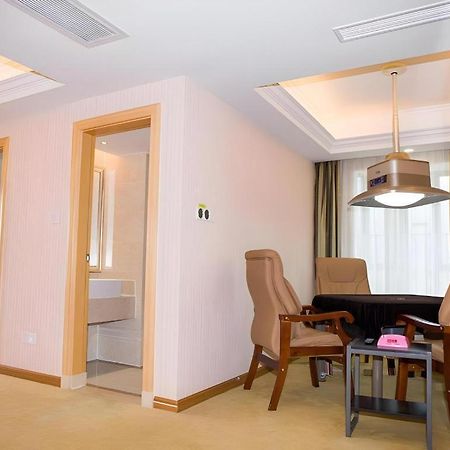 Vienna Classic Hotel Qingyuan Taihe Ancient Cave Scenic Area Exteriör bild