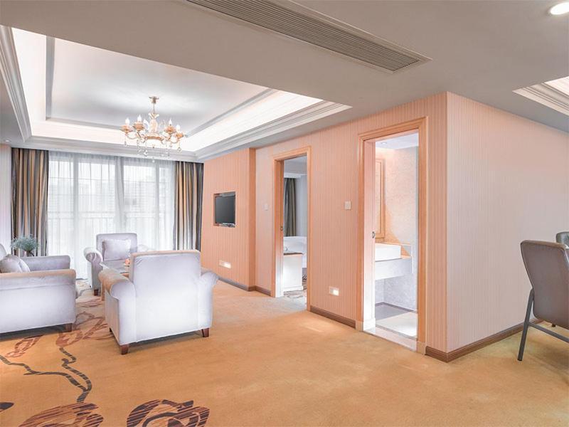 Vienna Classic Hotel Qingyuan Taihe Ancient Cave Scenic Area Exteriör bild