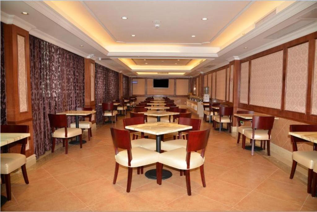 Vienna Classic Hotel Qingyuan Taihe Ancient Cave Scenic Area Exteriör bild